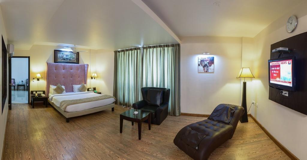 Quality Inn Palms Gāndhīdhām Стая снимка