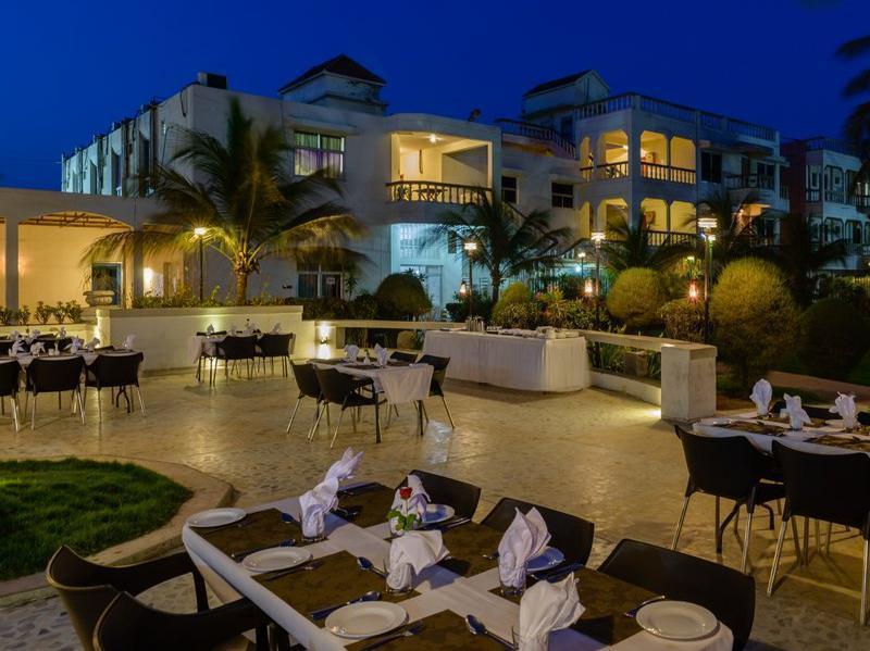 Quality Inn Palms Gāndhīdhām Екстериор снимка